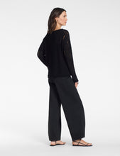 Charger l'image dans la galerie, Chandail maille sans couture noir PACINI
