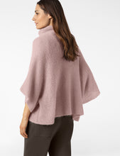 Charger l'image dans la galerie, Poncho superkid mohair poudre PACINI
