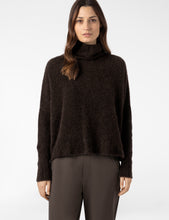 Charger l'image dans la galerie, Chandail tricotage sans couture choco PACINI
