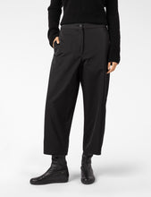 Charger l'image dans la galerie, Pantalon taffetas polyester noir PACINI

