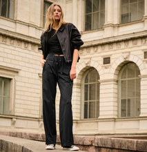 Charger l&#39;image dans la galerie, Pantalon techno léger MAC
