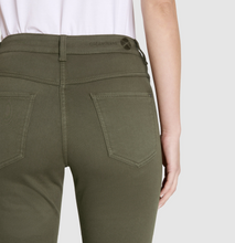 Charger l&#39;image dans la galerie, Pantalon jeans vert MAC
