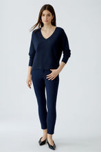 Charger l'image dans la galerie, Chandail pull maille col V
