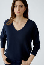 Charger l'image dans la galerie, Chandail pull maille col V
