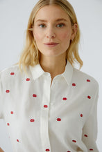 Charger l&#39;image dans la galerie, Blouse en coton avec broderie OUI
