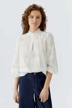 Charger l'image dans la galerie, Blouse dentelle blanche OUI
