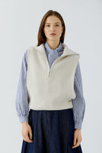 Charger l'image dans la galerie, Gilet col zip cotelé crème OUI
