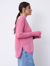 Charger l&#39;image dans la galerie, Pull cachemire PIPPA camelia NOT SHY
