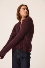 Charger l'image dans la galerie, Pull BEA prune DES PETITS HAUTS
