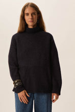 Charger l&#39;image dans la galerie, Pull CARIBOU marine PETITS HAUTS
