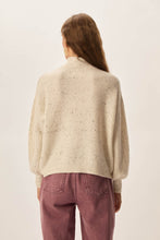 Charger l&#39;image dans la galerie, Pull DINO crème tweed PETITS HAUTS
