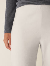 Charger l&#39;image dans la galerie, Pantalon laine vierge craie FISHER
