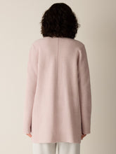 Charger l'image dans la galerie, Jacket en laine bouille légère rose FISHER
