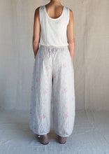 Charger l'image dans la galerie, Pantalon GUS liberty bouquet LES OURS
