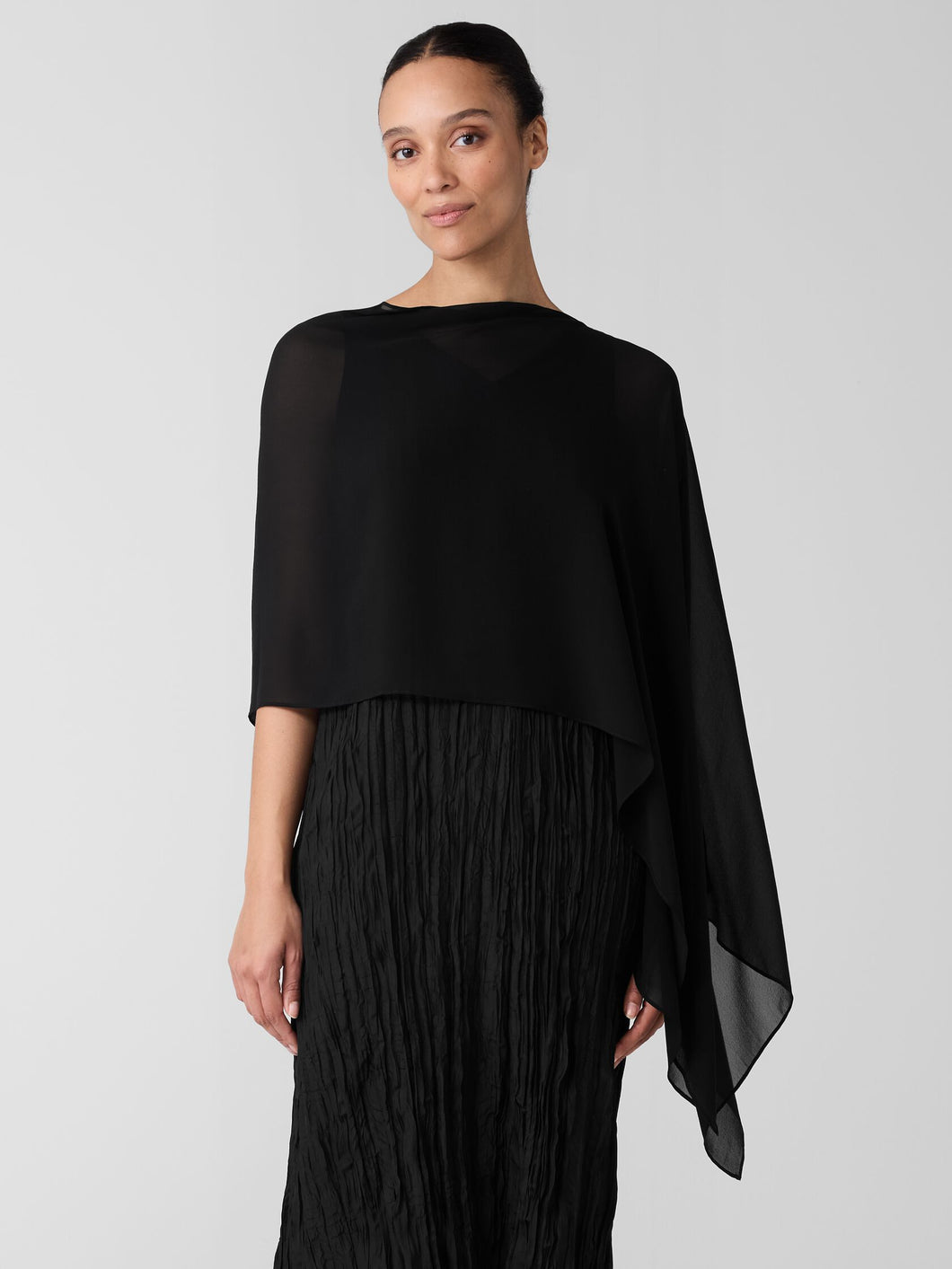Poncho voile de soie noir FISHER