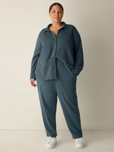 Charger l'image dans la galerie, Pantalon relax en coton eucalyptus FISHER
