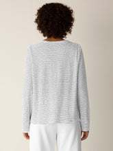 Charger l'image dans la galerie, Chandail lin bio noir et blanc FISHER
