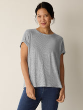 Charger l'image dans la galerie, T-shirt lin bio noir et blanc FISHER
