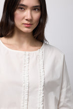 Charger l'image dans la galerie, Blouse popeline perle NEIRAMI
