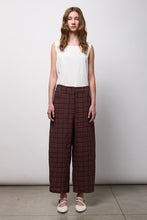 Charger l'image dans la galerie, Pantalon en lin à carreaux NEIRAMI
