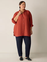 Charger l'image dans la galerie, Chemisier en lin orange sanguine FISHER

