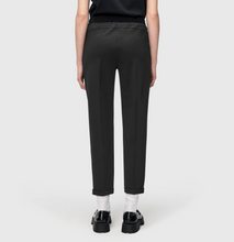 Charger l&#39;image dans la galerie, Pantalon classique court noirs MAC
