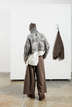 Charger l'image dans la galerie, Pull CROP HIGH NECK handpaint SERIENUMERICA
