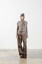 Charger l'image dans la galerie, Gilet PATCH TOP gris SERIENUMERICA
