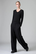 Charger l&#39;image dans la galerie, Pantalon palazzo en laine et viscose stretch TRANSIT
